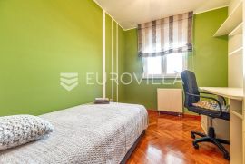 Zagreb, Knežija, Horvaćanska cesta četverosoban stan 96 m2, Zagreb, Flat