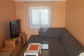 Prodaje se kuća sa 3 apartmana i panoramskim pogledom na more, Posedarje, House