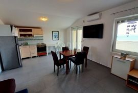 ZADAR, NIN - Apartmanska vila pokraj mora, Nin, Maison