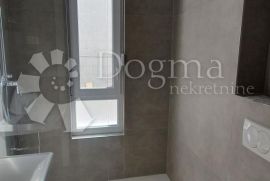 Stan dvosobni + vrt, novogradnja, Melada, Zadar, Apartamento