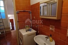 OTOK PAG, NOVALJA -  3s+db etaža kuće 116m2 PRILIKA, Novalja, Appartement