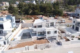 Split Podstrana nova vila sa trajnim pogledom na more 297 m2, Podstrana, Дом