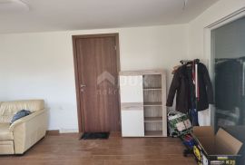 ISTRA, TINJAN - kuća sa prostranom okućnicom!, Tinjan, Haus