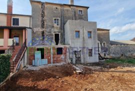 Novigrad, prodaja - stara kamena kuća za adaptaciju, Novigrad, Kuća