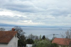 OPATIJA, POBRI - villa  u nizu 218m2 s pogledom na more + uređena okućnica 250m2, Opatija - Okolica, Kuća