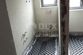 OPATIJA, POBRI - villa  u nizu 214m2 s pogledom na more + uređena okućnica 150m2, Opatija - Okolica, بيت