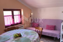 ISTRA, FAŽANA Apartmanska kuća s pogledom na more i Brijune!, Fažana, House