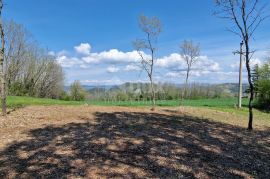 ISTRA, RAKOTULE -Građevinsko zemljište ispred zelene površine s prekrasnim otvorenim pogledom, Karojba, Земля