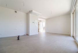 Poreč, fantastičan stan u prizemlju 2 km od mora!, Poreč, Appartement