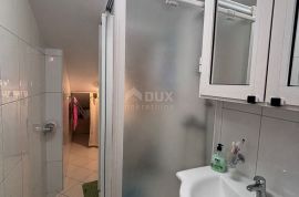 ZADAR, BORIK - Stan sa krovnom terasom i pogledom na more, Zadar, Apartamento