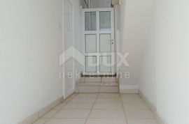 ZADAR, BORIK - Stan sa krovnom terasom i pogledom na more, Zadar, Apartamento