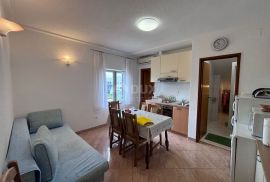 ZADAR, BORIK - Stan sa krovnom terasom i pogledom na more, Zadar, Apartamento