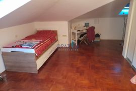 Mošćenička Draga dvoetažni stan 1.kat, 2S+DB, 91 m2, Mošćenička Draga, Appartement