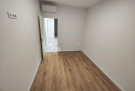 SRIMA - PENTHOUSE DRUGI RED DO MORA S8, Vodice, Kвартира