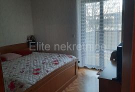 Novi Vinodolski - prodaja stana u srcu Novog Vinodolskog!, Novi Vinodolski, Appartement