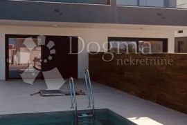 Penthouse novogradnja u Novalji s panoramskim pogledom na more, raritet u ponudi!, Pag, Flat