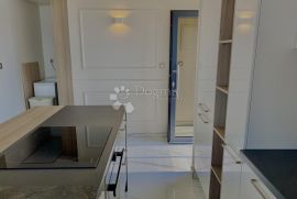 PRILIKA samo u Dogmi!!! Apartman koji ostavlja bez daha, Crikvenica, Appartamento