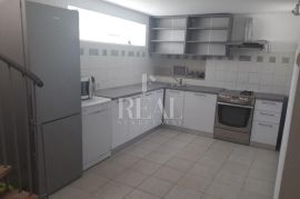 Prodaja dvoetažnog stana na Grpcima 3S+DB  145 M2, Rijeka, Wohnung