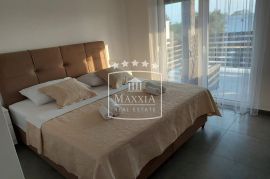 Zadar, Murvica - moderna vila 286m2 s bazenom! 814000€, Zadar - Okolica, Haus