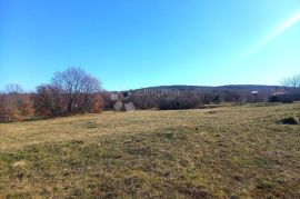 GRAĐEVINSKO ZEMLJIŠTE NADOMAK LABINA I RAPCA, Labin, Arazi