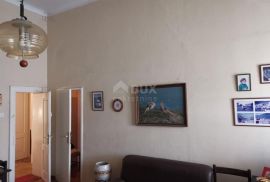 MALI LOŠINJ- stan prvi red do mora !, Mali Lošinj, Apartamento