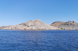Predivna kamena vila - pogled more, Pašman, Ev