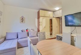 Novigrad, okolica! Simpatičan stan u prizemlju!, Novigrad, Apartamento