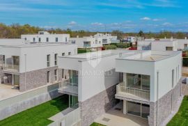 Novigrad, okolica! Novogradnja! Moderni duplex 200 m od mora!, Novigrad, Σπίτι