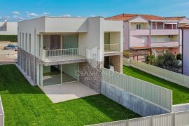 Novigrad, okolica! Novogradnja! Moderni duplex 200 m od mora!, Novigrad, Σπίτι