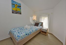 Poreč, okolica, fantastična apartmanska kuća!, Poreč, بيت