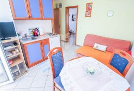 Poreč, apartmanska kuća u centru grada!, Poreč, Maison