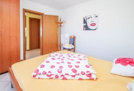 Poreč, apartmanska kuća u centru grada!, Poreč, بيت