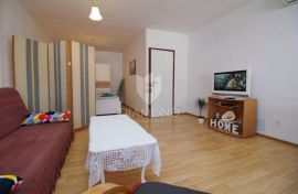 Rovinj, tri stana nedaleko od centra, Rovinj, Wohnung