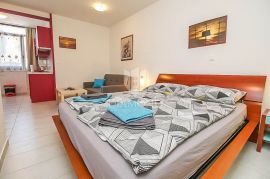 Rovinj, tri stana nedaleko od centra, Rovinj, Appartement