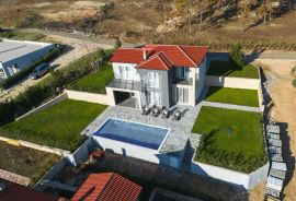 Labin, novoizgrađena kuća za odmor s bazenom, Labin, Σπίτι