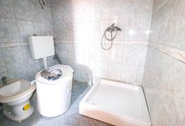 Poreč, stan u potkrovlju sa terasom i pogledom na more, Poreč, Appartement