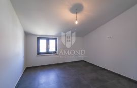 Poreč, okolica, četverosoban stan 500m od mora!, Poreč, Appartment