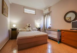 Rovinj, super stan na mirnoj lokaciji nedaleko od mora, Rovinj, Flat