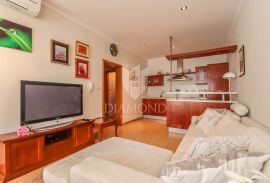 Rovinj, super stan na mirnoj lokaciji nedaleko od mora, Rovinj, Apartamento