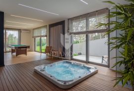 Labin, nova moderna villa s bazenom, Labin, Maison