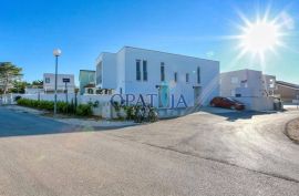 Zaton, Villa mit Swimmingpool, Nin, بيت