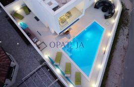 Zaton, Villa mit Swimmingpool, Nin, Ev