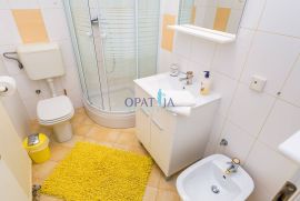 Opatija, stan blizu plaže, Opatija, Apartamento