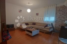 Marčelji, 1S+DB sa vlastitim parkirnim mjestom, Viškovo, Appartement