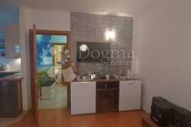 Marčelji, 1S+DB sa vlastitim parkirnim mjestom, Viškovo, Appartement