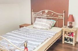 Poreč, fantastičan prostran stan 800 m od mora!, Poreč, Appartement