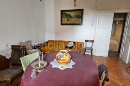 Kamena kuća Imotski - centar 173 m2 + garaža i  dvorište, Imotski, House