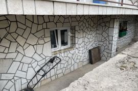 Gornji Zamet, odlična samostojeća kuća s dva stana i garažom!, Rijeka, بيت