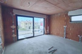 Valbadon stan 72m2,2SS+DB, novogradnja modernog dizajna !, Fažana, Appartement