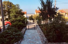 Kuća sa 5 apartmana, Crikvenica, Maison